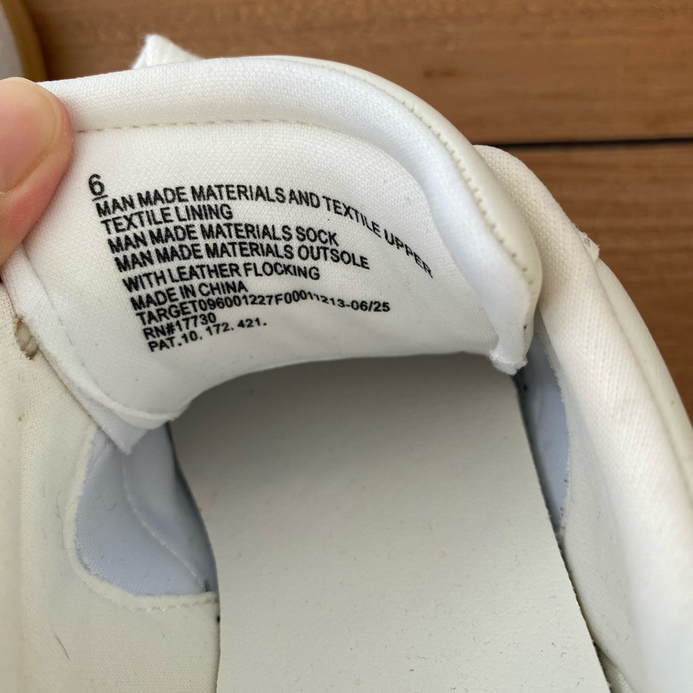 Target- Universal Thread Women's Spencer Fashion Sneakers Size 6 - Picture 6 of 8